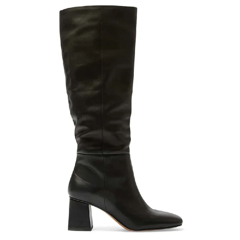 Khloe Boot in Black Leather