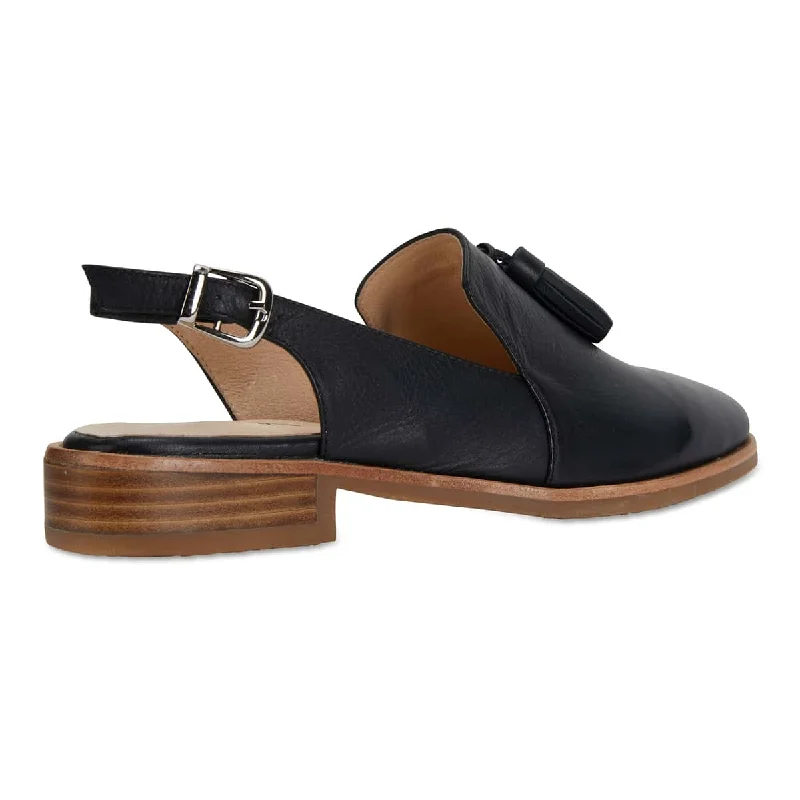 Sabina Loafer in Black Leather