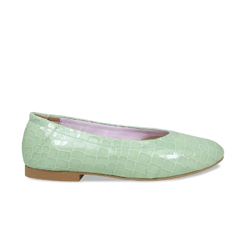 Luna: Mint Croc Patent Leather