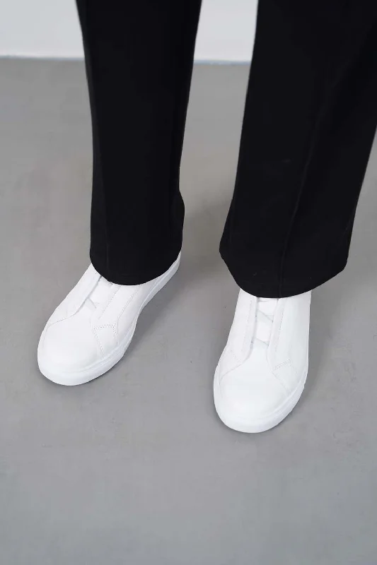 SLIP-ON LEATHER SNEAKERS